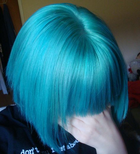 Poisonpickles (Posts tagged my face) Blue Green Hair, Teal Fashion, Temporary Hair Dye, Teal Hair, Hair Color Pastel, Permanent Hair Color, Dye My Hair, Hair Cream, Hair Inspo Color