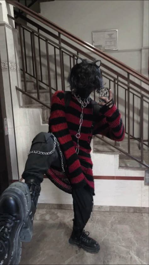 Alt Goth Outfits Male, Grunge Goth Outfits Male, Emo Grunge Outfits Male, Alternative Male Outfits, Goth Aesthetic Outfits Men, Men Goth Outfit, Hot Male Outfits Aesthetic, Alt Male Outfits, Male Alt Outfits