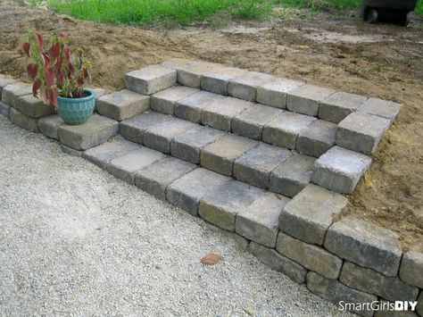 Steps Made From Pavers, Paver Steps On Slope, Paver Stairs, Diy Paver, Retaining Wall Steps, Paver Steps, Step Ideas, Pavers Diy, Patio Stairs