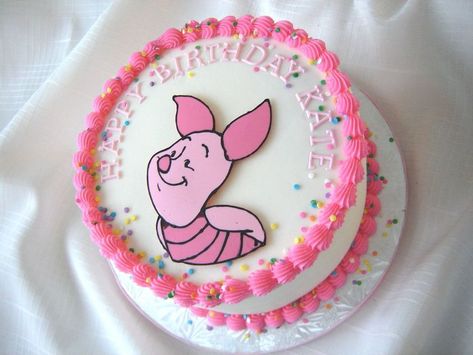 Piglet Cake on Cake Central Piglet Birthday Cake, Piglet Cake, Piglet Birthday, Cake Printable, Sweet Decoration, Cake Central, Adult Birthday Party, First Birthday Cakes, Girl Cakes