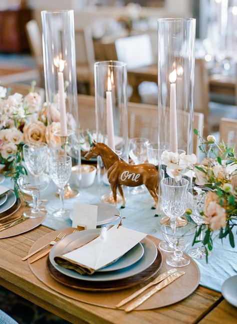 Horse Inspired Wedding, Horse Themed Quinceanera, Horse Racing Wedding Ideas, Equestrian Themed Wedding, Horse Wedding Decor, Equestrian Wedding Decor, Wedding Ideas Horses, Horse Bridal Shower Ideas, Equestrian Wedding Ideas