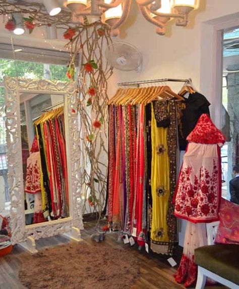 Boutiques In Delhi - Ornate Small Shop Decoration Ideas Boutiques, Shop Decoration Ideas Boutiques, Saree Boutique Interior Design, Indian Boutique Interior, Small Boutique Interior Design Indian, Ladies Boutique Interior Design, Boutique Interior Ideas, Small Botique Interiors Ideas, Boutique Decor Ideas