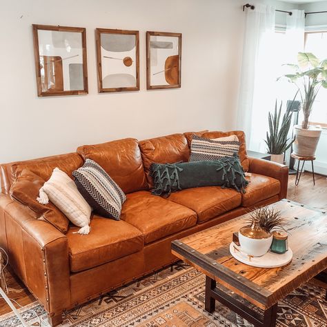 Burnt Orange Leather Couch Living Room, Burnt Orange Leather Couch, Rust Leather Couch Living Rooms, Orange Brown Couch, Orange Leather Couch Living Room, Rust Couch Living Room Ideas, Orange Leather Couch, Burnt Orange Couch, Orange Furniture Living Room