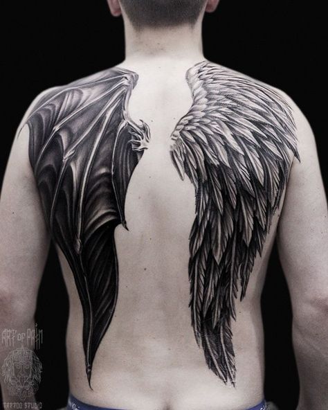 Dragon Wing Tattoo On Back, Angel Wings Tattoo Man, Masc Tattoos, Angle Wing Tattoos, Small Angel Tattoo, Angel Wings Tattoo On Back, Angel Back Tattoo, Guardian Angel Tattoo Designs, Wing Tattoos On Back