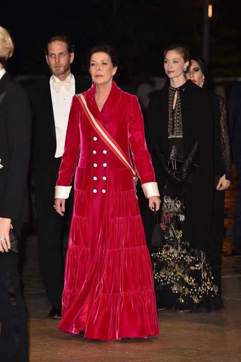 Caroline Von Monaco, Red Evening Gowns, Gala Gowns, Andrea Casiraghi, Victoria Silvstedt, Beatrice Borromeo, Princess Grace Kelly, Monaco Royal Family, Princess Caroline Of Monaco