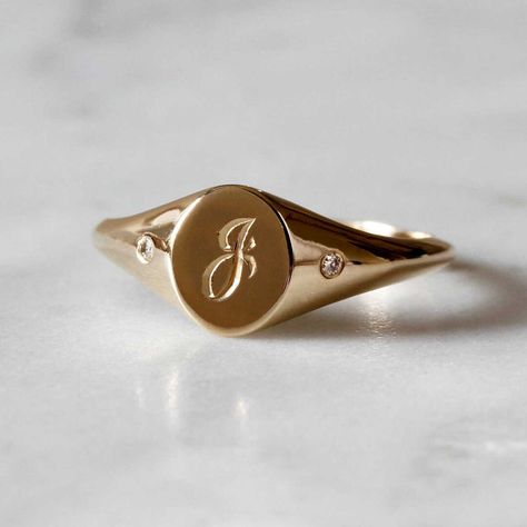 Mini Initial & Diamonds Signet Ring Solid Gold Initial - Etsy Hong Kong Ring Goals, Engraved Rings Personalized, Monogram Ring Gold, Gold Initial Ring, Diamond Signet Ring, Engraved Ring, Letter Ring, Monogram Ring, Signet Rings