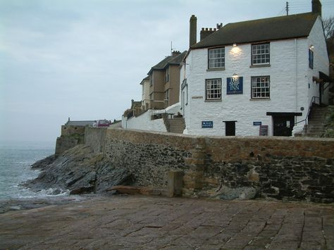 Seaside Inn Aesthetic, Inn Aesthetic, Porthleven Cornwall, Inn Keeper, Seaside Inn, Lighthouse Keeper, Seaside Town, Seaside Towns, Coastal Towns