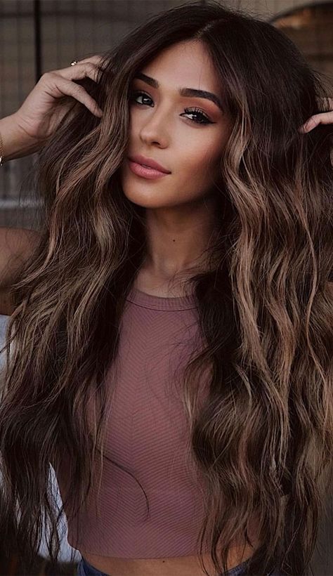 Dark Brunette And Blonde Balayage, Dark Hair 2023, Brown Winter Hair, Brown To Dark Blonde Balayage, Winter Bayalage, Brunette Hair Lowlights, Hair Color For Winter, Cool Tone Highlights Brunettes, Winter Highlights For Brunettes