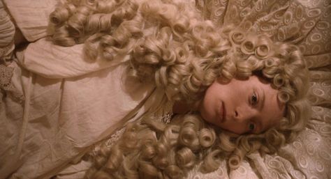 Orlando Film, Sandy Powell, Billy Zane, Drama Gif, Perfect Movie, Tilda Swinton, Film Review, Film Stills, Marie Antoinette