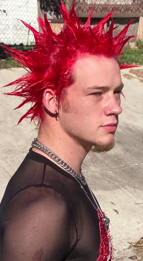 Red Hair Punk Guy, Mens Alternative Hairstyles, Nu Metal Hairstyles, Punk Hair Short, 90s Punk Hair, Punk Hair Men, Metal Hairstyles, Punky Hair, Punk Haircut