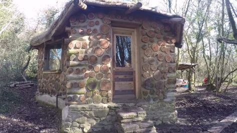 Stone House In The Woods, Desert Homesteading, Cabin Homestead, Cordwood Construction, Small Stone Cottage, Small Cabin House, Cottage Building, Cottage Shutters, Small Stone House