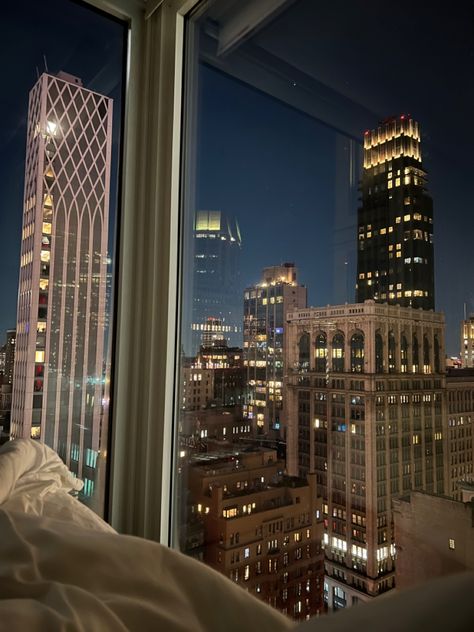 Nyc Hotel Room Aesthetic, Arlo Nomad, City View Apartment, Apartment View, Dream Apartment Decor, City At Night, Nyc Life, New York Life, Future Apartment