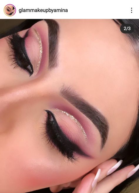 Glitter Liner Makeup Looks, Maroon And Silver Makeup, Makeup Looks For Prom Pink Dress, Mauve Pink Eyeshadow Looks, Graduation Eyeshadow Looks, Pink And Silver Eye Makeup, Cut Crease Bridal Makeup, Pink And Gold Eyeshadow Looks, Mauve Makeup Look Dusty Rose