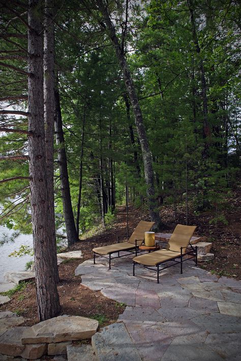 Creek Side Fire Pit, Fire Pit By Creek, Creek Side Landscaping, Patio In Woods, Steps Down To Lake, Modern Rustic Patio, Lakeside Fire Pit Ideas, Lake Cabin Landscaping Ideas, Lake Side Landscaping Ideas