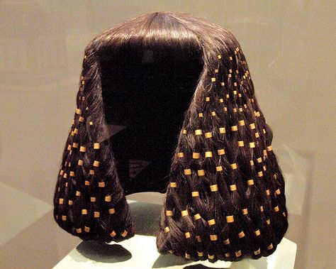 Egyptian royal wig, Metropolitan Museum of Art | Flickr - Photo ... Egyptian Hairstyle, Ancient Egyptian Hairstyles, Egyptian Wig, Egyptian Hair, Goddess Nut, Fayum Portraits, Ancient Egyptian Fashion, Egypt Mythology, Egyptian Hairstyles