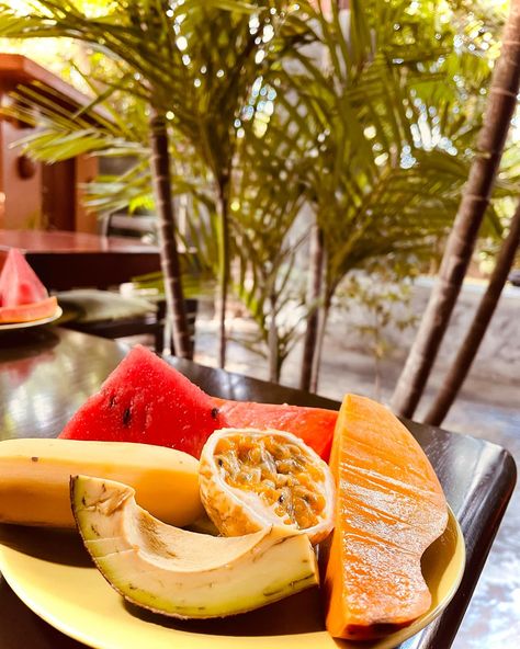 Breakfast the Sri Lanka way #papaya #passionfruit #banana #watermelon #avocado #mango #baketheworldabetterplace Passion Fruit, Papaya, Sri Lanka, Watermelon, Avocado, Mango