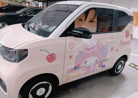 My Melody Car, Cute Small Cars, Motorcycle Cute, Mint Green Wallpaper Iphone, Electric Cargo Bike, Hello Kitty Car, Chinese Car, Car Deco, Tiny Cars