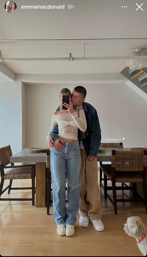 Relationship goals outfit aesthetic boyfriend Payton Pritchard, Emma Macdonald, Aesthetic Boyfriend, Goals Couple, Cold Fashion, Couple Fits, Aesthetic Couple, Couples Vibe, Cute Couples Photos