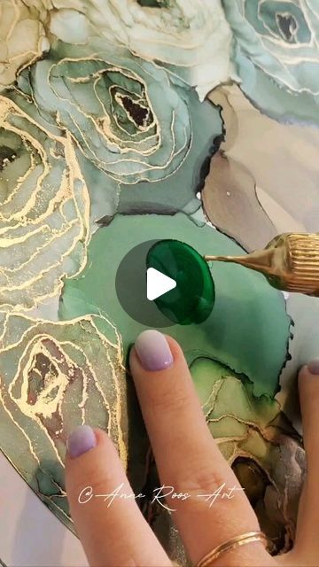 Bio Art, Alcohol Ink Ideas Tutorials, Yupo Paper Art, Textured Paste, Alcohol Art, Romantic Colors Palette, Acrylic Art Projects, Resin Making, Abstract Flower Art