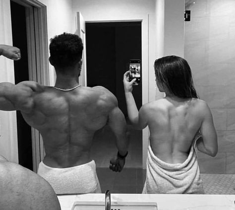 Gym Couple Aesthetic, Gym Men Motivation, Gym Motivation Women, Gym Couple, Gym Boy, Couple Picture Poses, Fit Couples, Couples Poses For Pictures, Paros