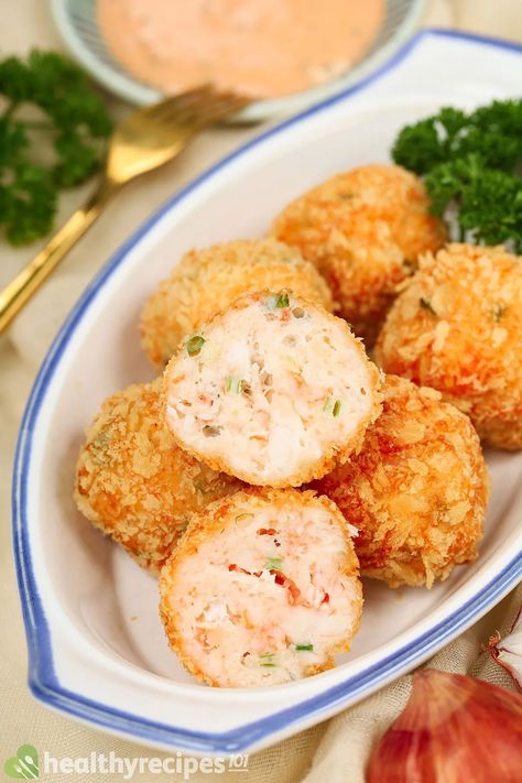 Shrimp Balls Recipe: Fun and Crispy Hors D’oeuvres Shrimp Meatballs Recipe, Shrimp Puff Pastry Recipes, Prawn Appetizers, Seafood Meatballs, Shrimp Puffs Recipe, Voodoo Shrimp Recipe, Shrimp Balls Recipe, Appetizer Balls, Shrimp Puffs