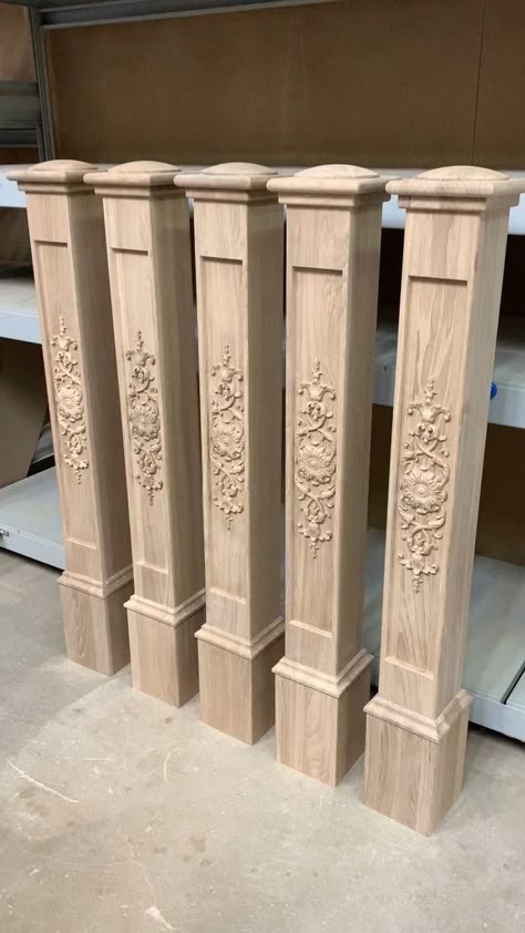 Room Pillar Decor, Staircase Railing Design Wooden, Wooden Pillars Design, Pillar Design Interior, Wooden Staircase Railing, Craftsman Columns, Pillar Decor, Wood Pillars, Porch Railing Designs