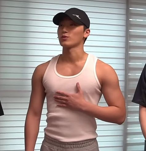 ateez San lq icon San Gym Ateez, Ateez San Muscles, Choi San Muscles, San Muscles, Jong Kook, Pirate Boy, Journal Project, San Ateez, Ateez San