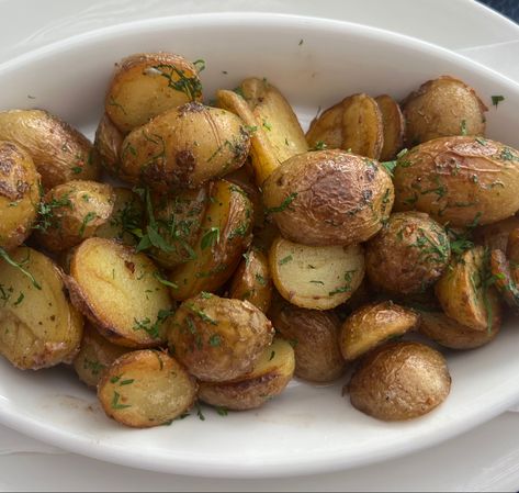 Potatoes Aesthetic Food, Roasted Potatoes Aesthetic, Potatoe Aesthetic, Mashed Potatoes Aesthetic, Sweet Potato Aesthetic, Aesthetic Potato, Potatoes Aesthetic, Potato Aesthetic, Plain Food