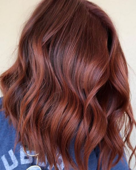 Red Hair Color for Fall Balayage, Long Haircut With Layers, Autumnal Hair, Auburn Hair Colors, Dark Auburn Hair Color, Haircut With Layers, Dark Red Hair Color, Dark Auburn Hair, Auburn Balayage