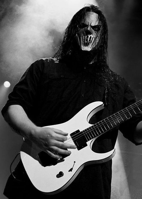 Slipknot Pfps, Mick Slipknot, Mick Thomson Pfp, Slipknot Mick, Mick Thomson Unmasked, Mick Thompson, Slipknot Widgetsmith, Slipknot Mick Thomson, Slipknot Black And White