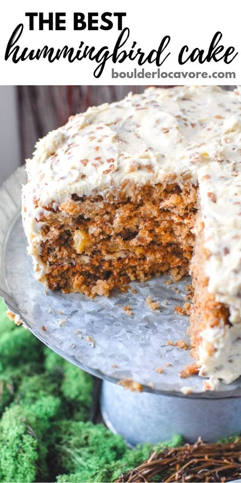 Best Hummingbird Cake Recipe, Hummingbird Cake Recipe Best, Humming Bird Cake Recipe, Best Hummingbird Cake, Hummingbird Cake Recipe, Wow Cake, Hummingbird Cake Recipes, Roasted Banana, Hummingbird Cake