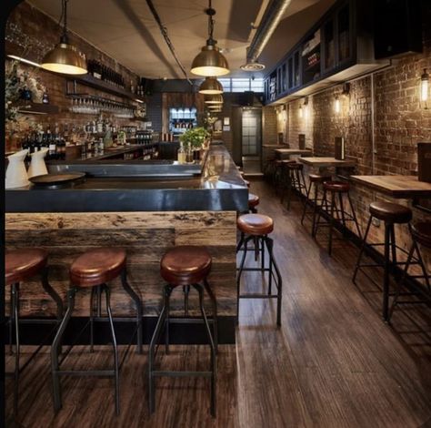 Industrial Bar Design, Pub Interior Design, Modern Industrial Interior, Modern Restaurant Design, Pub Interior, Modern Home Bar, Industrial Restaurant, Pub Design, Rustic Restaurant