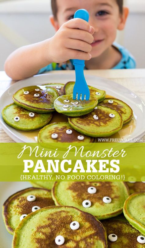 Healthy Halloween Monster Pancakes for Kids made with fresh spinach and no food coloring!   #halloween #breakfast #pancakes #healthyhalloweenrecipe #halloweenbreakfast #spinachpancakes #greenpancakes #hiddenveggierecipes Halloween Kids Breakfast Ideas, Halloween Kids Baking, Kids Halloween Breakfast Ideas, Halloween Kids Lunch Ideas, Monster Food Ideas, Halloween Food Healthy, Lunch Halloween For Kids, Halloween Healthy Food, Halloween Toddler Food