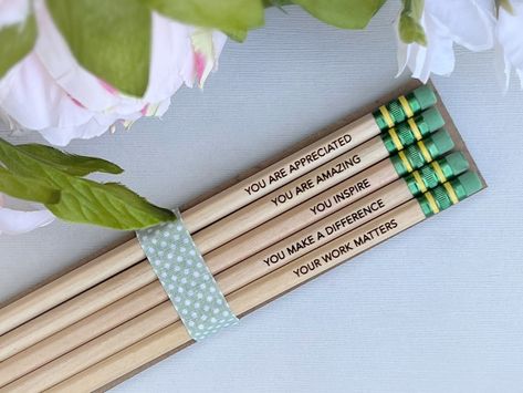 Show some teacher appreciation with a gift that is not only thoughtful but useful too!  Pencils are #2 Ticonderoga (most recommended brand by teachers) and come in a set of 5.  Be sure to check out our other pencil listings. Funny Teacher Gift, Engraved Pencils, Back To School Gifts For Teachers, Funny Teacher Gifts, Custom Pencils, Pencil Gift, Personalized Pencils, Great Teacher Gifts, Funny Teacher