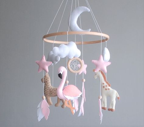 Baby crib mobile