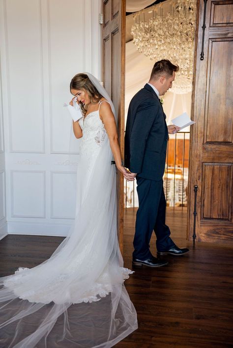 Wedding Photography Shot List, Howe Farms, Wedding Photo List, Wedding Picture Ideas, Wedding Shot List, Smoky Mountain Wedding, Amazing Wedding Photos, Wedding Portrait Poses, Wedding First Look