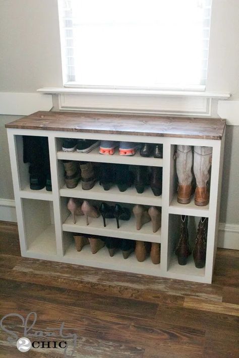 Diy Shoe Rack Ideas, Wooden Shoe Cabinet, Closet Storage Systems, Koti Diy, Modular Closets, Diy Shoe Storage, Shoe Cubby, Diy Shoe Rack, Shoe Rack Closet