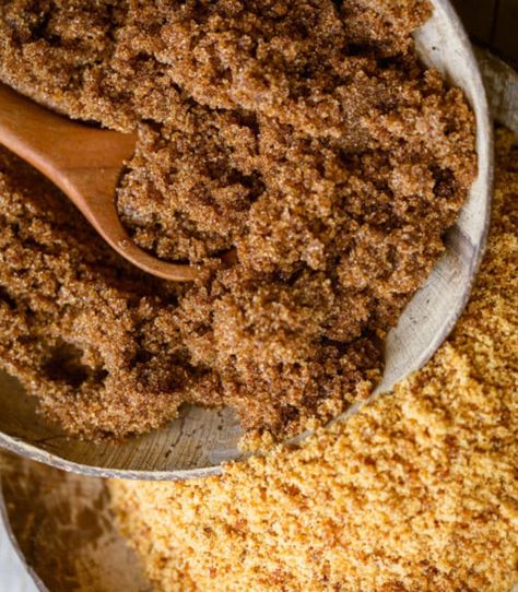 Differences between light vs dark brown sugar and when you should use each one when baking. How each one tastes, what it does to recipes, and how to decide which one is best. If you’re ready to learn about the types of brown sugar, you’re in the right place. The next time a recipe calls … The post Light vs Dark Brown Sugar appeared first on The Typical Mom. Dark Brown Sugar Recipes, How To Soften Brown Sugar, Dark Brown Sugar, Substitute For Brown Sugar, Brown Sugar Replacement, Butternut Squash Pie, Soften Brown Sugar, Brown Sugar Cakes, Frozen Bread Dough