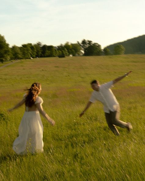 running around the fields, forests, and hills of valley forge with your love pt. 1 of erin and jimmy 🌿 . . . . . . 🏷️: #weddingphotographer #documentarystylephotographer #candidcouplesphotos #engagementphotographer #cinematiccouplesphotos #777luckyfish #authenticlovemag #dirtybootsmessyhair Couples Running Aesthetic, Running Wedding Photos, Family Love Aesthetic, Small Family Photoshoot, Couple In Field, Small Forest Wedding, Running In Nature, Couples Running, Movie Moodboard