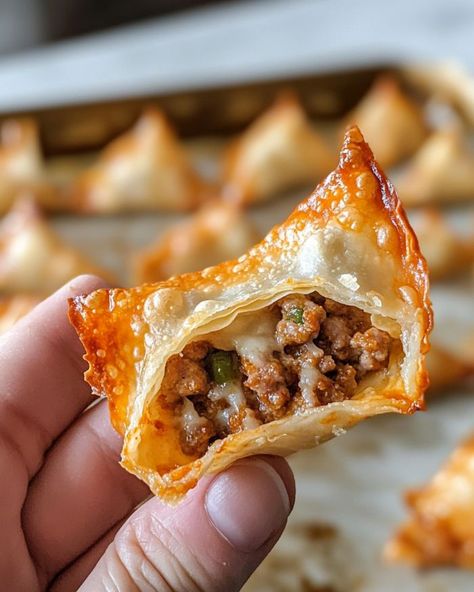 Easy Party Apps Crowd Pleasers, Baked Sausage And Pepper Jack Wontons, Great Party Appetizers, Mini Meat Appetizers, Easy Amazing Appetizers, Baseball Game Appetizers, Lite Appetizers For Party, 5 Ingredient Appetizers, Restaurant Style Appetizers