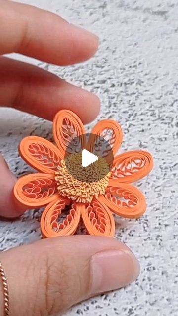 Quilling Art by Glaiza on Instagram: "quilling flowers using comb 🏵️  what's this flower called?   #quilling #diy #craft #paperart #paper #orange #mothersday #flowers #quillingflowers #quilling #diy #craft #paperart" Letter M Quilling, Paper Quilling Flowers Tutorial, How To Quill, 3d Paper Quilling Ideas, Quilling Ideas Flowers, Free Quilling Patterns Templates, Paper Crafts Diy Projects Creative, Quilling Patterns Templates Printable, Quilling Tutorial Step By Step