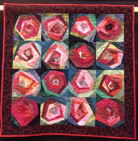 Poppies Quilt, Flower Quilt Patterns, Crazy Quilt Blocks, Rose Quilt, Scrappy Quilt Patterns, Flower Quilts, Crazy Patchwork, Scrap Quilt Patterns, Flower Quilt