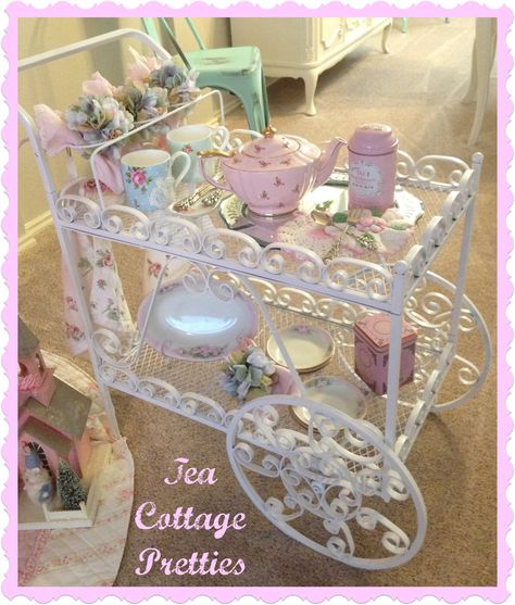 Tea Room At Home, Tea Party Bedroom, Tea Bar Cart, Tea Cart Ideas Decor, Tea Cart Decor, Tea Cart Makeover, Tea Room Ideas, Tea Cart Ideas, Vintage Tea Cart