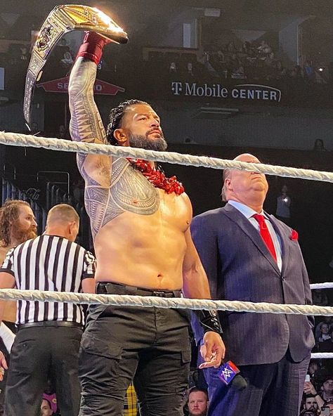 Roman Reigns @WWE Roman Empire Wwe, Roman Reigns Wrestlemania, Roman Reigns Wwe Champion, Wwe Champions, Wrestling Wwe, Roman Reigns, Roman Empire, Reign, Wwe