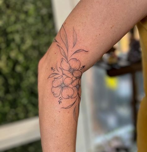 Dax Trail on Instagram: "✨ DOGWOOD ✨  this dogwood with little ornamental details is so fun!   thank you so much, Kelly! 💕" Dogwood Stamp Tattoo, Fine Line Dogwood Flower Tattoo, Pacific Dogwood Tattoo, Flowering Dogwood Tattoo, Dogwood Flower Tattoo, Dogwood Tattoo, Dogwood Flower Tattoos, Pacific Dogwood, Back Tats