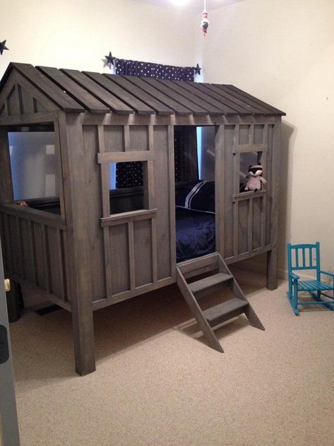 Diy Treehouse Bed, Little Boys Bed, Cabin Bed Boys Room, Kids Cabin Bed, Kids Beds Diy, Diy Kids Bed Frame, Boys Cabin Bedroom, Cool Kids Beds, Diy Cabin Bed