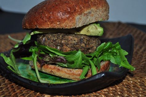 mushroom lentil veggie burger Lentil Mushroom Burger, Boca Burger, Lentil Veggie Burger, Lentil Mushroom, Veggie Burger Recipe, Vegetarian Mains, Lentil Burgers, Veggie Burgers Recipe, Healthier Meals