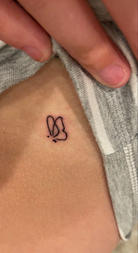 Hip Stick N Poke, Tiny Hideable Tattoos, Itty Bitty Tattoos, Small East Tattoos, Stuck And Poke Ideas, Small Tattoos Easy To Hide, Super Tiny Tattoos, Y2k Small Tattoos, Simple But Cute Tattoos