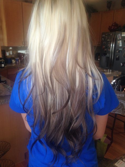 Blonde And Black Ombre Hair, Platinum Blonde With Black Tips, Blonde Hair Brown Ends, Blonde Hair Dark Ends, Blond Roots Dark Ends, Brown To White Ombre Hair, Brown Hair With White Tips, Blonde Hair Black Ends, Blond Tips On Brown Hair