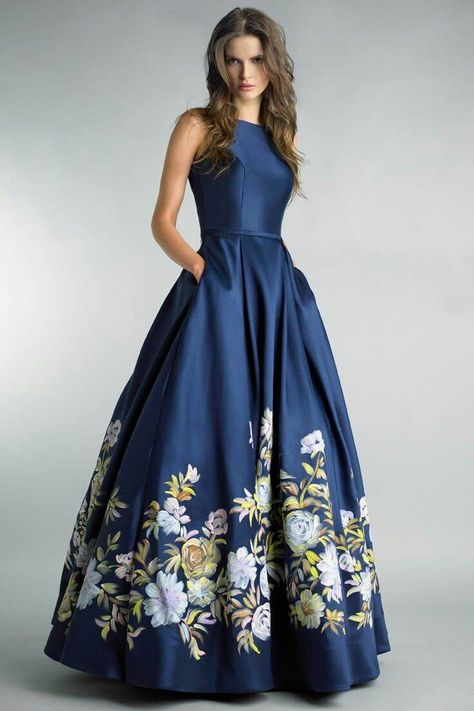 Floral Ball Gown, Floral Print Gowns, Printed Gowns, Indian Gowns Dresses, Prom Dresses Modest, Indian Gowns, فستان سهرة, Designer Dresses Indian, Indian Fashion Dresses